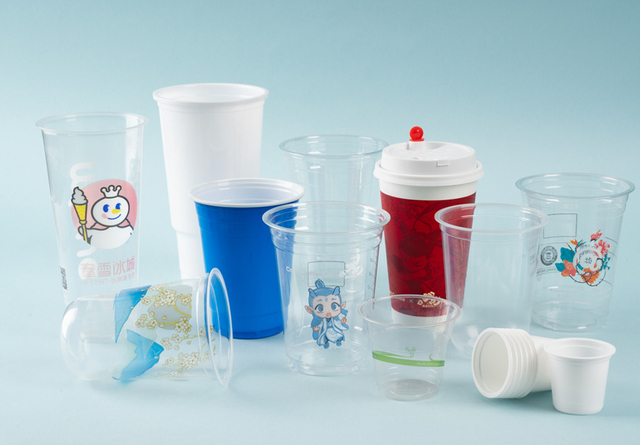 Fabricaci&oacute;n de vasos desechables para bebidas