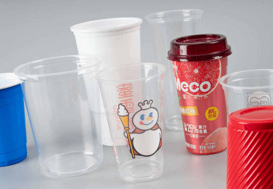 Fabricaci&oacute;n cotidiana de productos pl&aacute;sticos